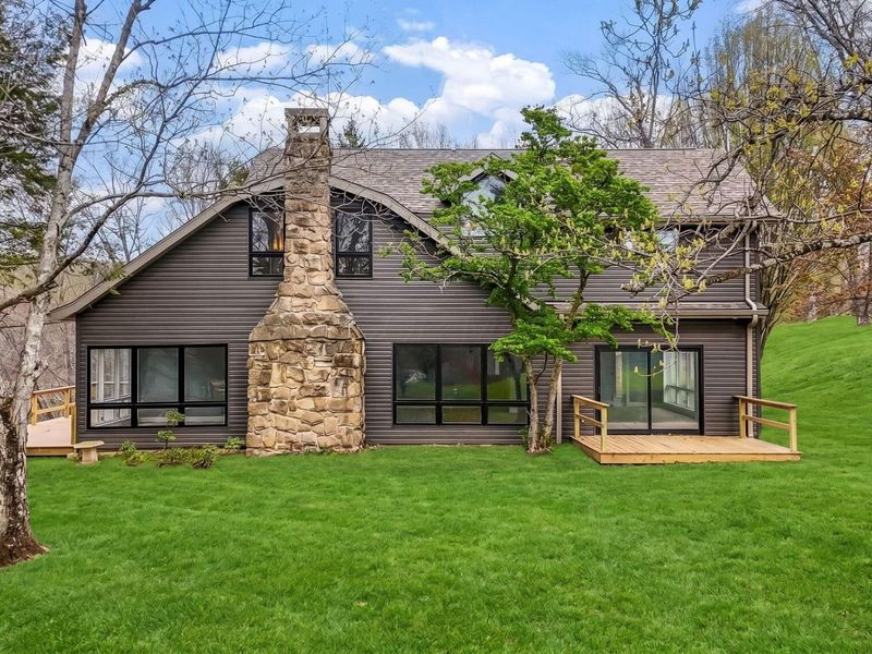 3388 Meadow Road, Cambridge, OH 43725 Photo 4