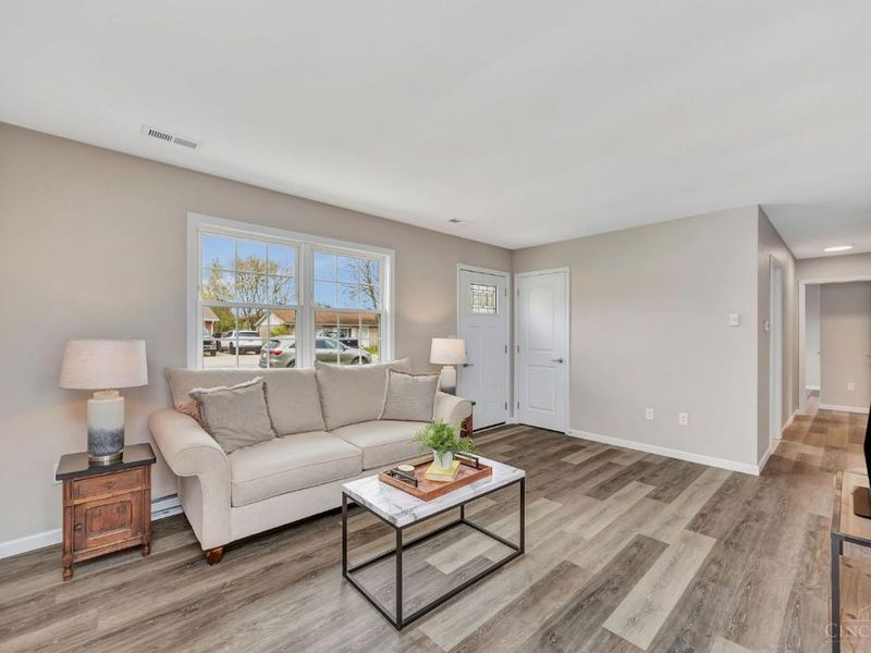 417 Elmwood Drive, Eaton, OH 45320 Photo 2