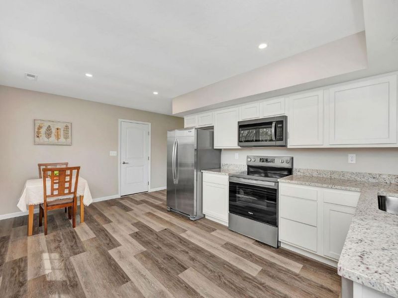 417 Elmwood Drive, Eaton, OH 45320 Photo 7