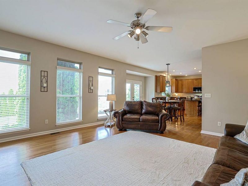 7563 Tylers Valley Drive, West Chester, OH 45069 Photo 12