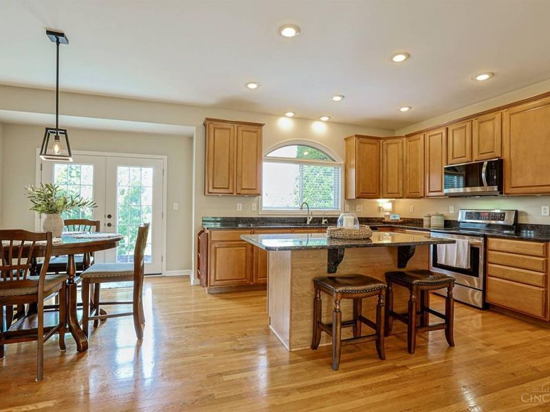 7563 Tylers Valley Drive, West Chester, OH 45069 Photo 17