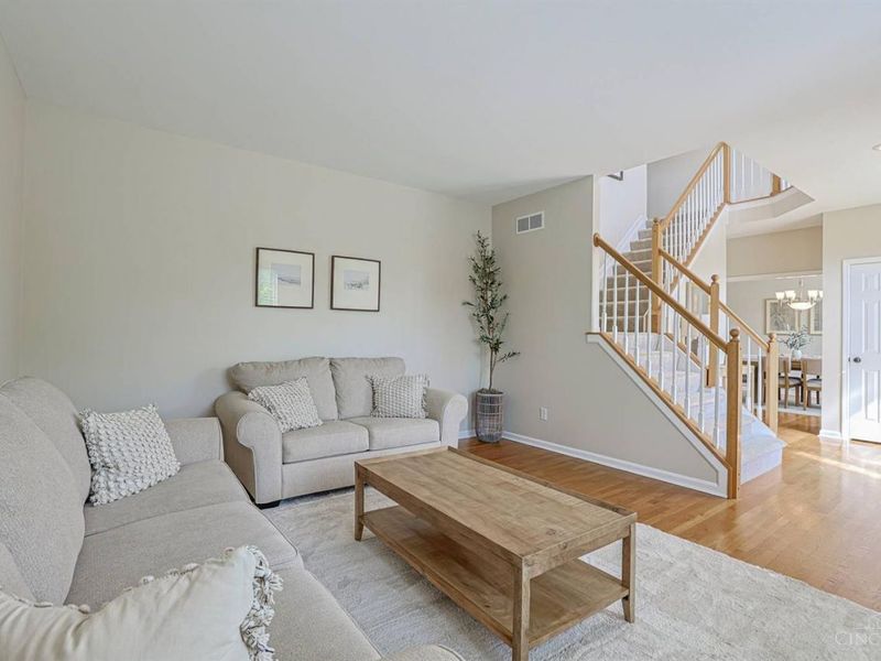 7563 Tylers Valley Drive, West Chester, OH 45069 Photo 8