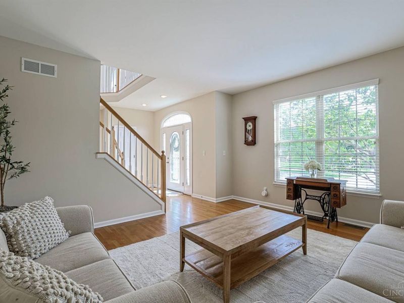 7563 Tylers Valley Drive, West Chester, OH 45069 Photo 9