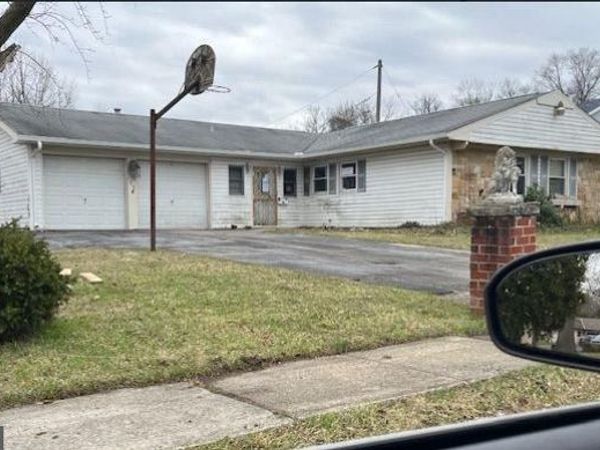 35 EAST LANE , WILLINGBORO, NJ 08046