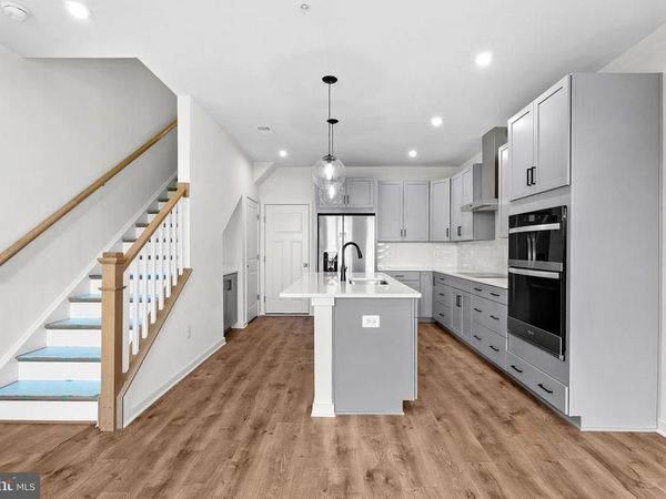 43841 VENETIAN SQUARE, ASHBURN, VA 20147