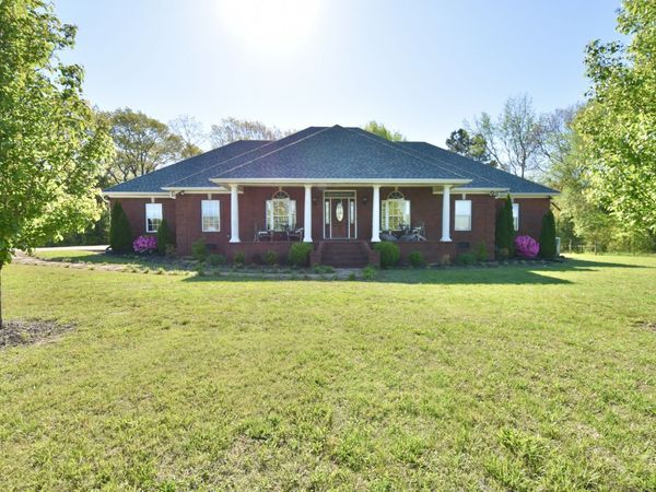 4320 Timberlake Wildersville Rd , Lexington, TN 38351