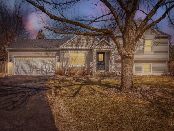 3183 Copper Oaks Place , Woodbury, MN 55125