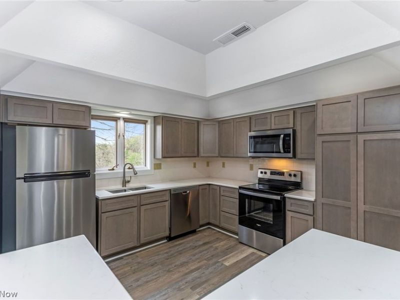 3388 Meadow Road, Cambridge, OH 43725 Photo 25