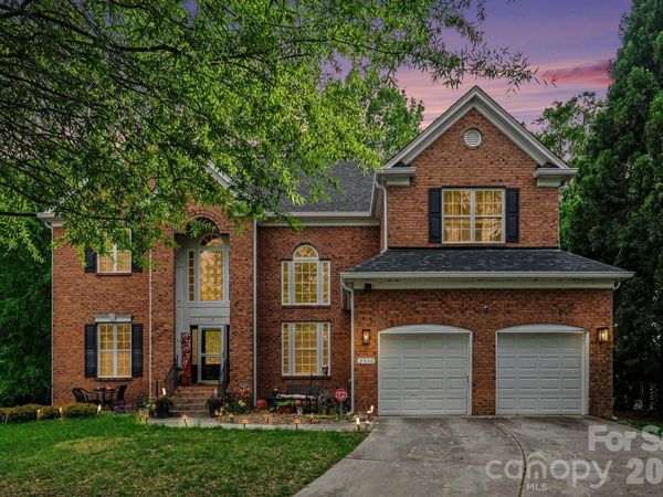 2516 River Oaks Drive , Waxhaw, NC 28173