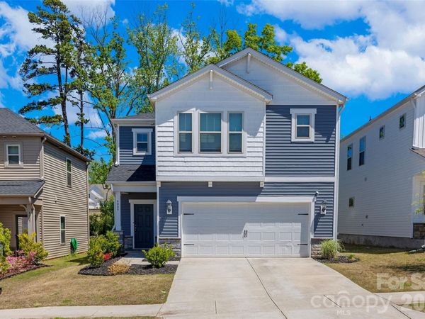 4009 Woodland View Drive, Charlotte, NC 28215