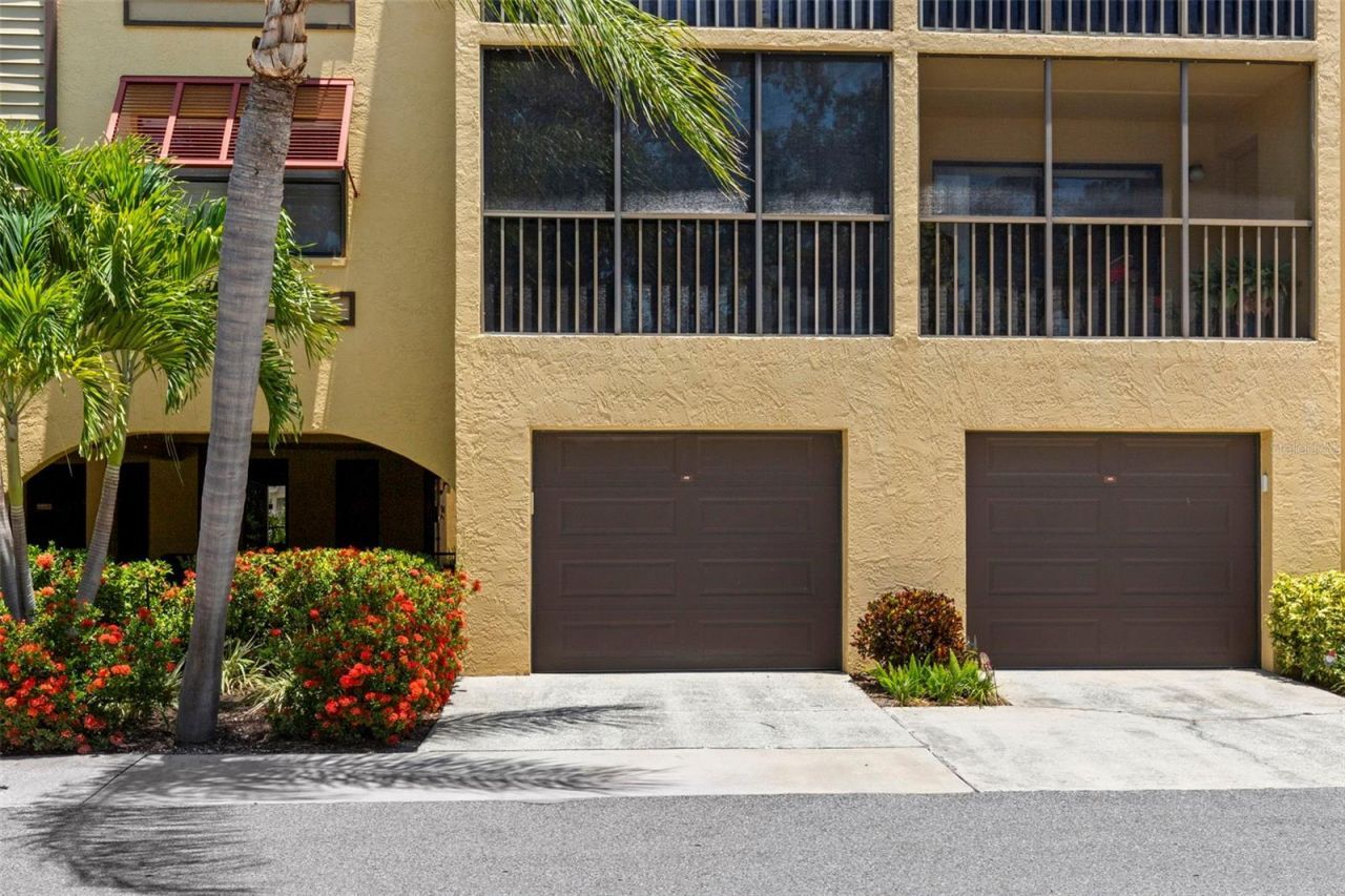5817 Park Street N, Unit 406, Saint Petersburg, FL 33709 Photo