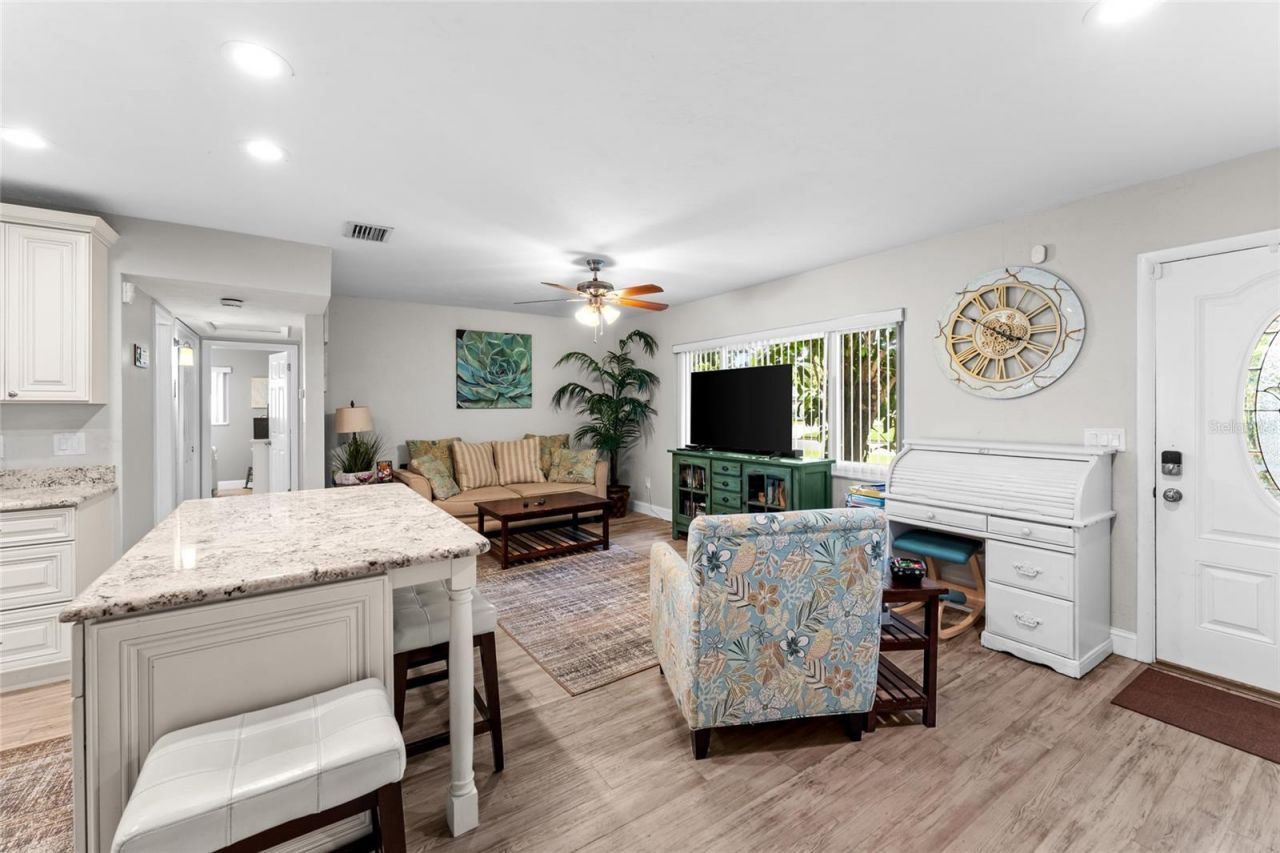 4533 20th Avenue N, Saint Petersburg, FL 33713 Photo