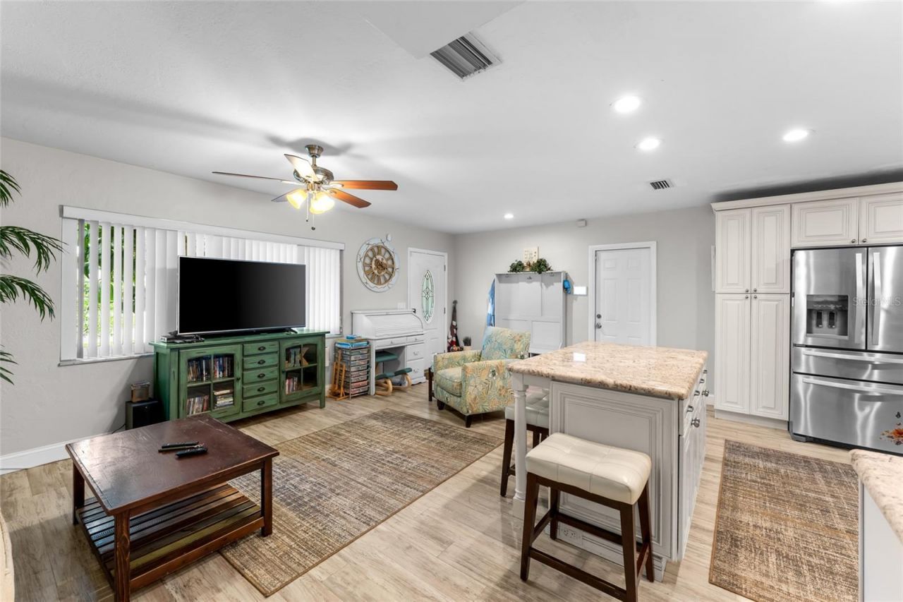 4533 20th Avenue N, Saint Petersburg, FL 33713 Photo