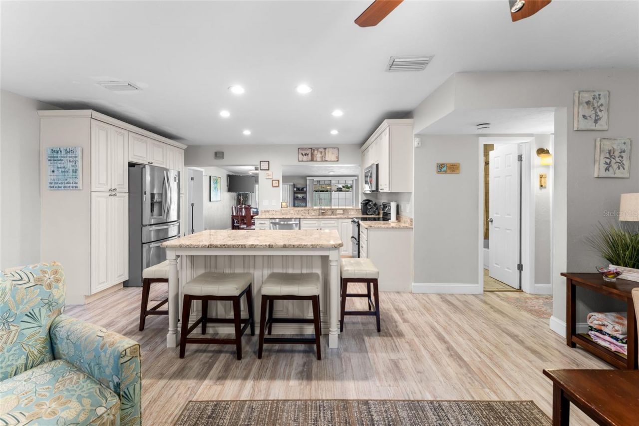 4533 20th Avenue N, Saint Petersburg, FL 33713 Photo