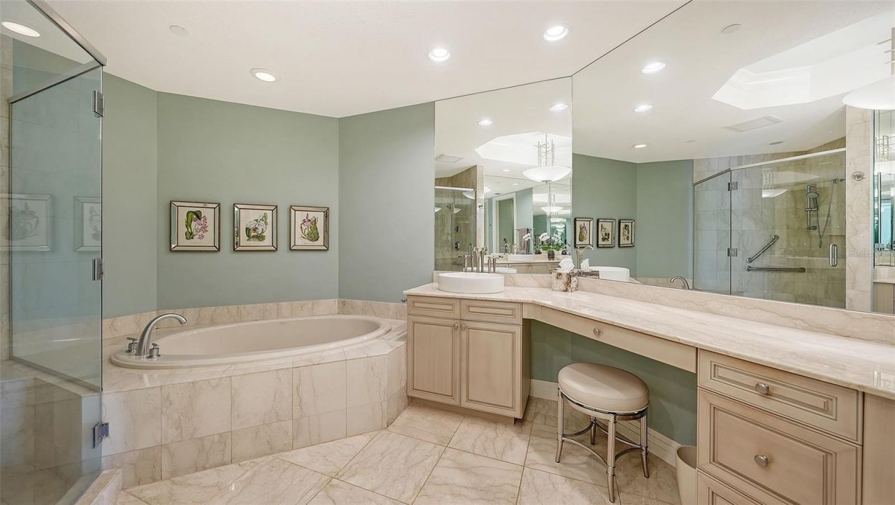 990 Boulevard Of The Arts, Unit 604, Sarasota, FL 34236 Photo