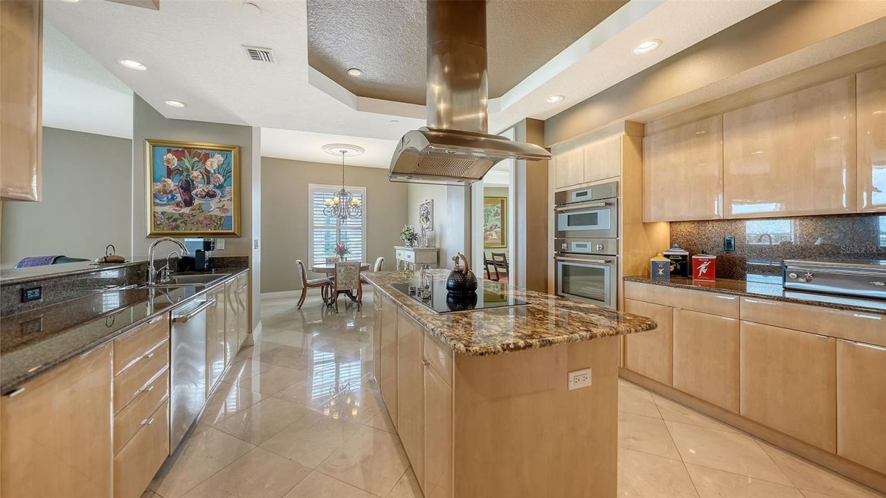 990 Boulevard Of The Arts, Unit 604, Sarasota, FL 34236 Photo