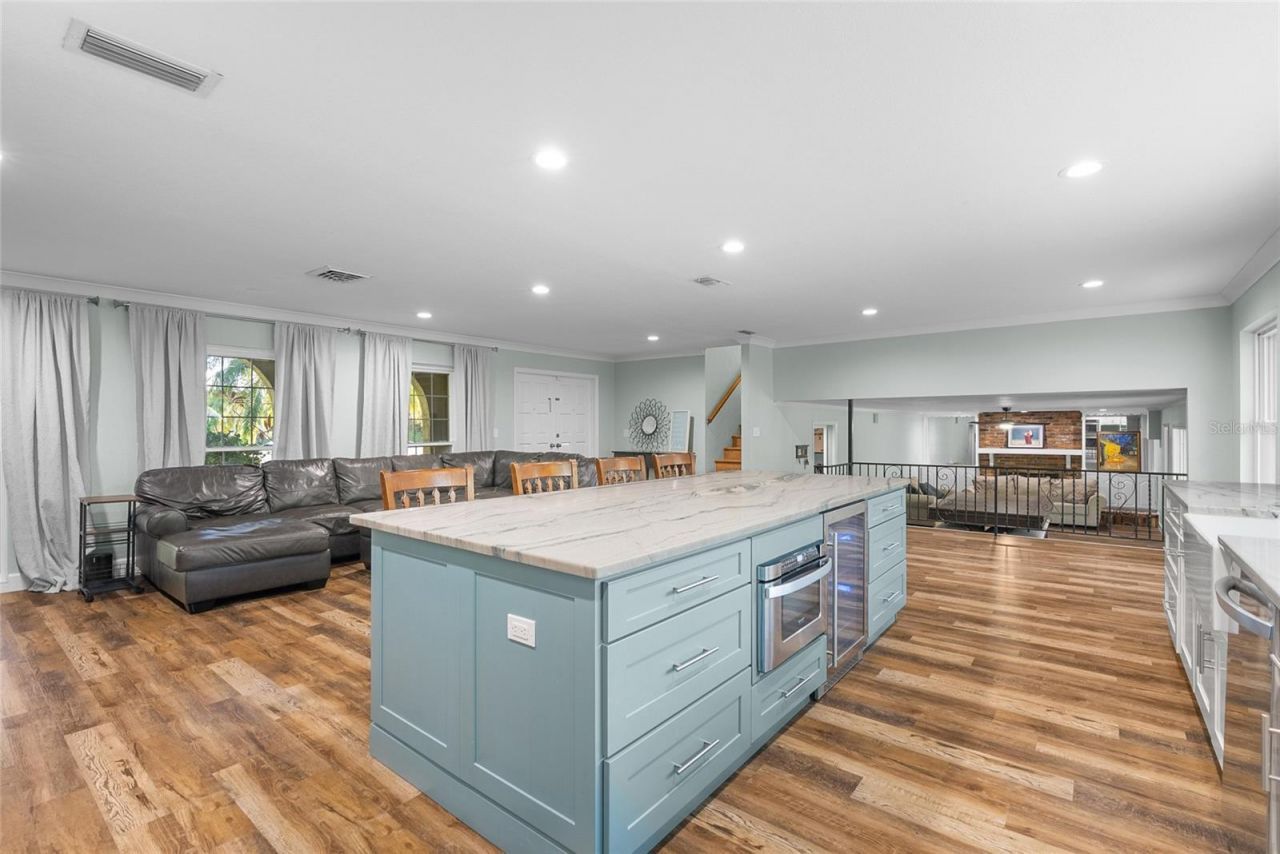 13355 Park Boulevard, Seminole, FL 33776 Photo