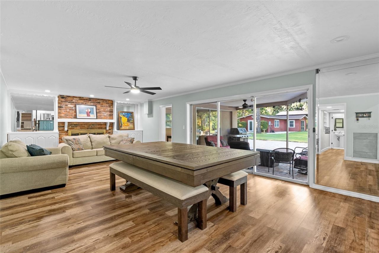 13355 Park Boulevard, Seminole, FL 33776 Photo