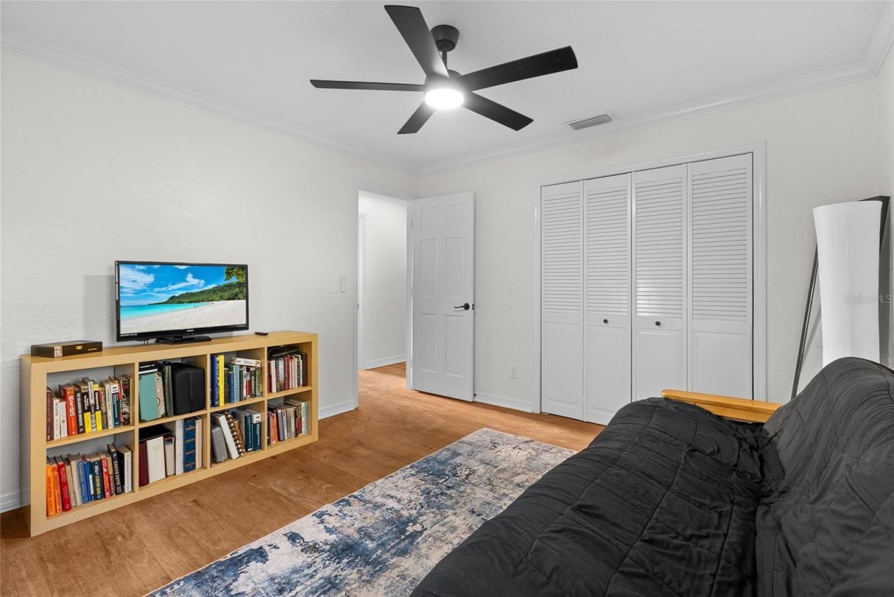 13355 Park Boulevard, Seminole, FL 33776 Photo