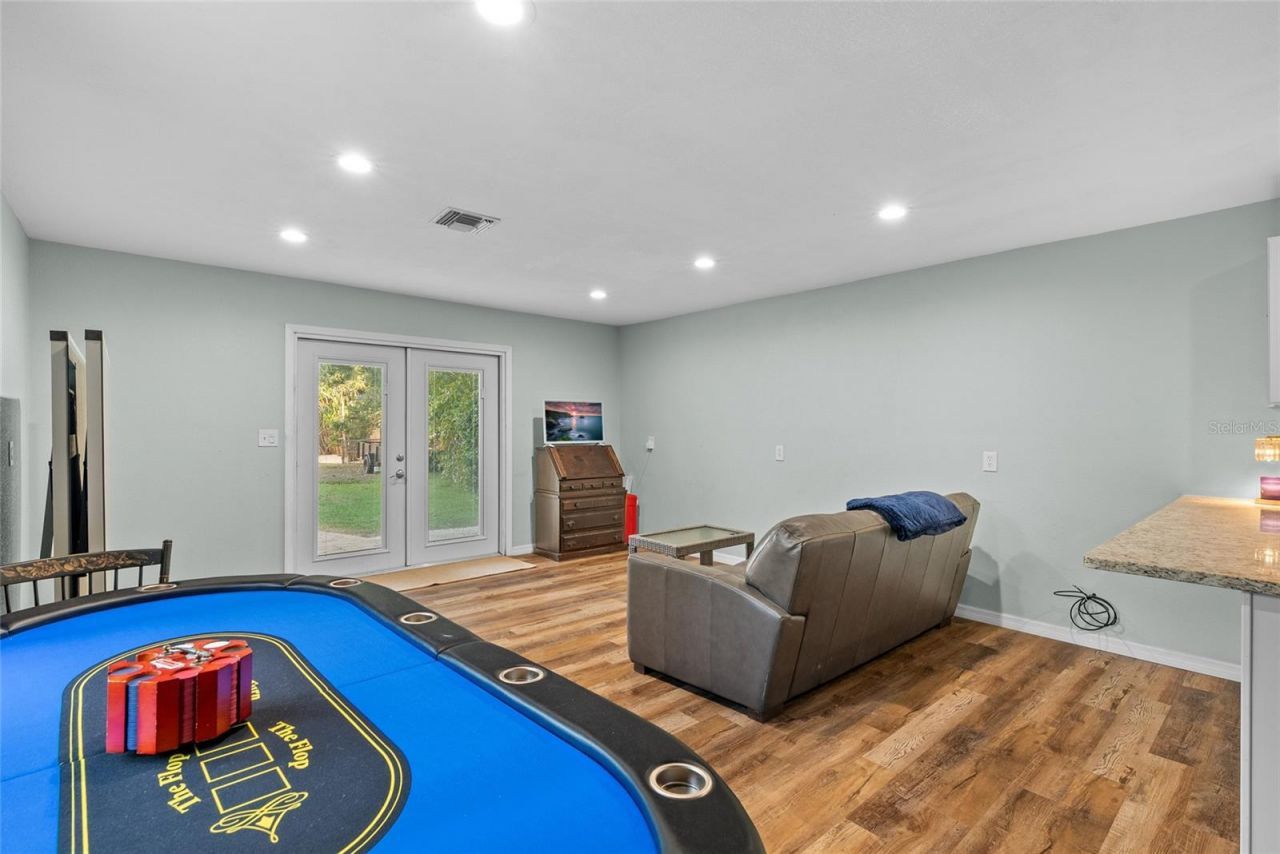 13355 Park Boulevard, Seminole, FL 33776 Photo