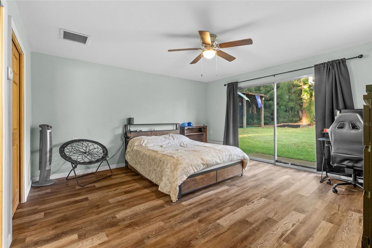 13355 Park Boulevard, Seminole, FL 33776 Photo