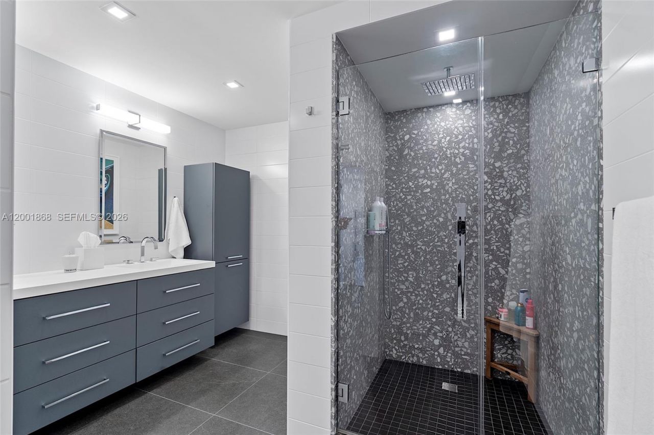 9 Island Ave, Unit 407, Miami Beach, FL 33139 Photo