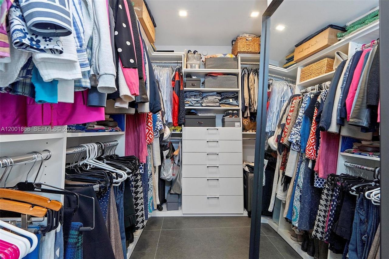 9 Island Ave, Unit 407, Miami Beach, FL 33139 Photo