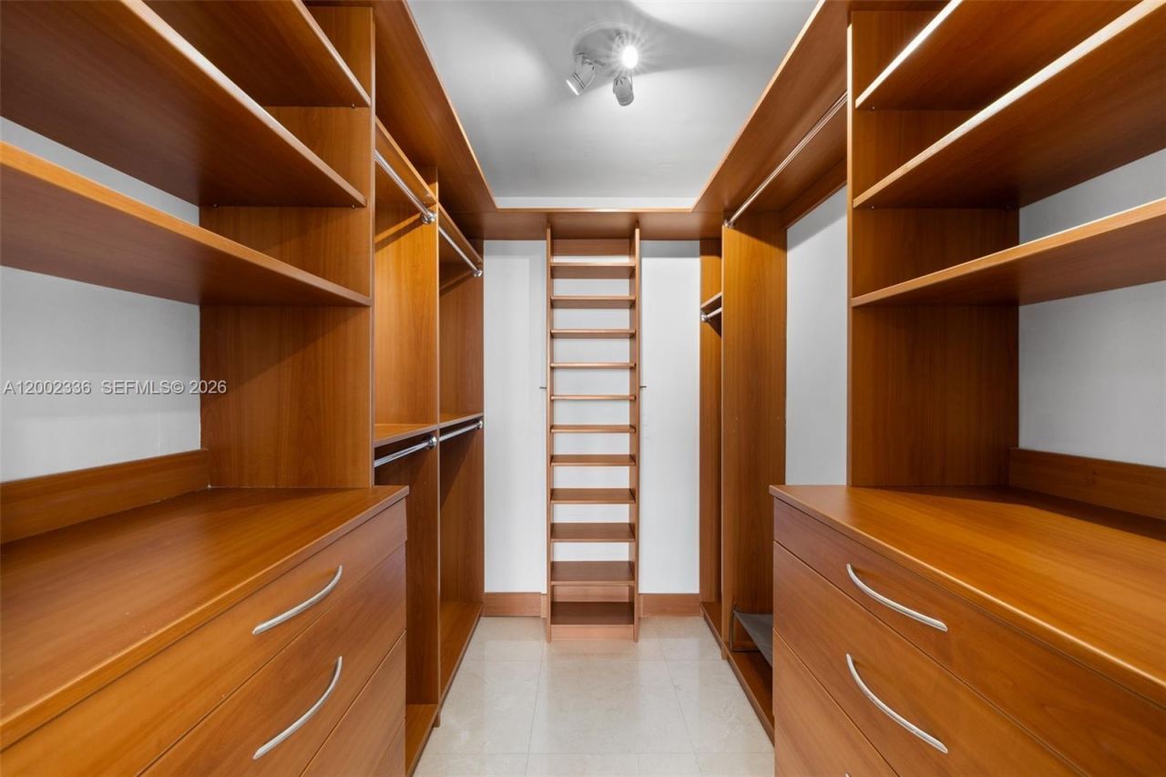 1420 Brickell Bay Dr, Unit 1001A, Miami, FL 33131 Photo