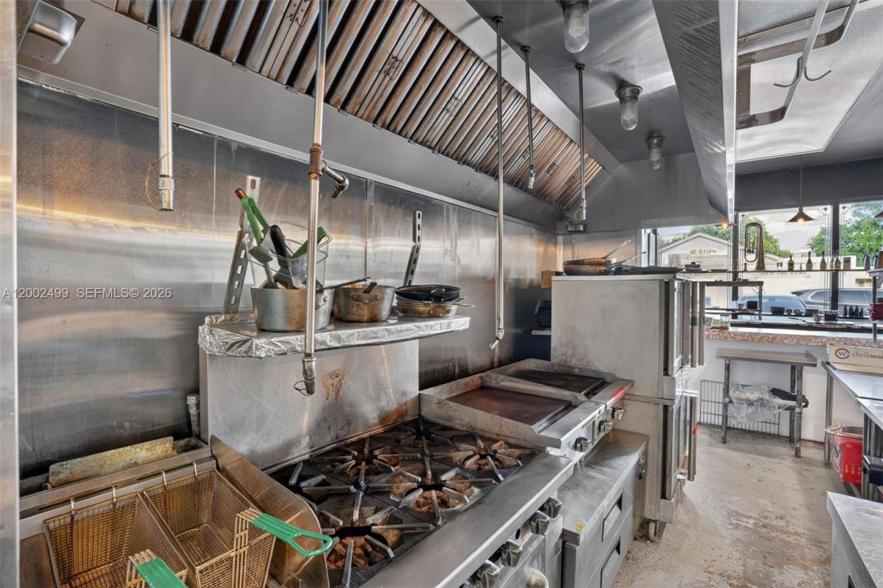 Restaurant For Sale Near Midtown/ Design District, Miami, FL 33137 Photo