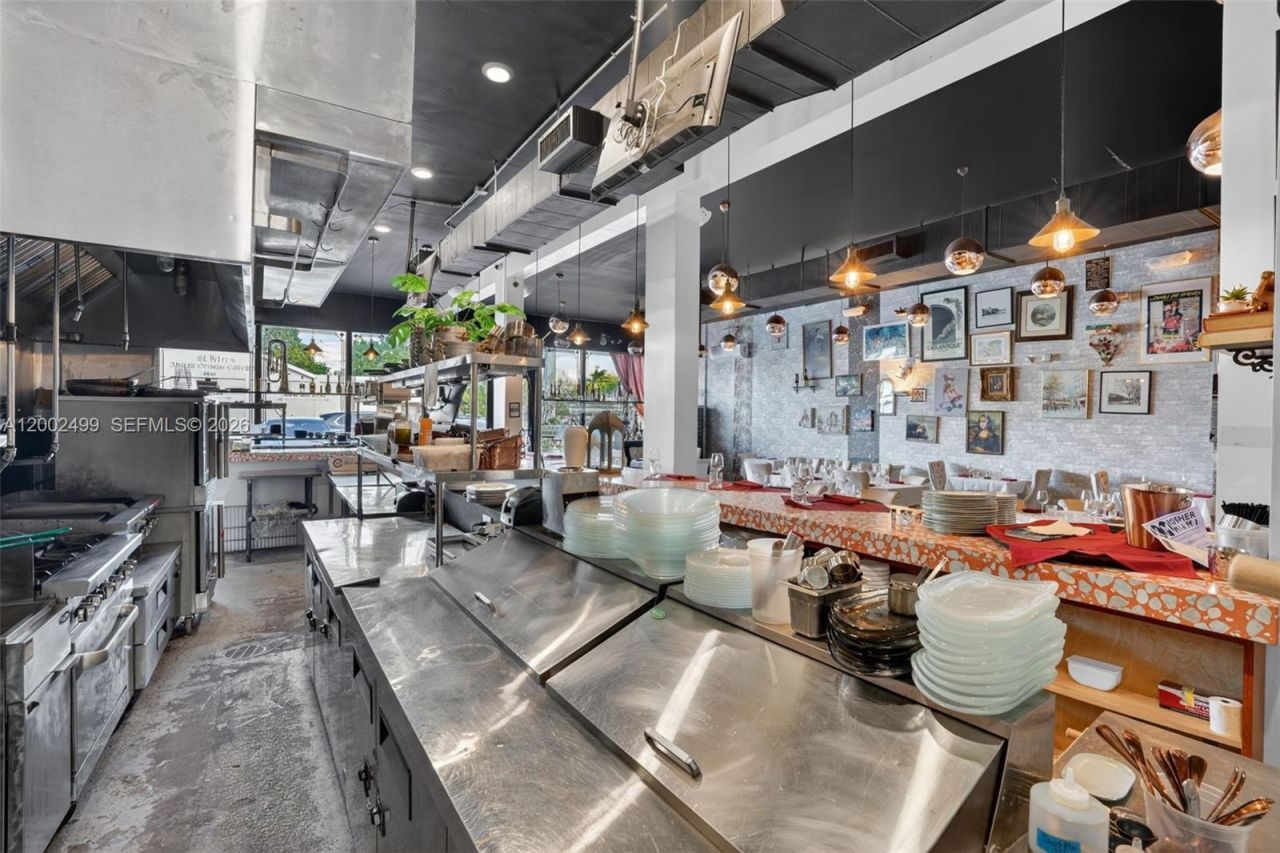 Restaurant For Sale Near Midtown/ Design District, Miami, FL 33137 Photo