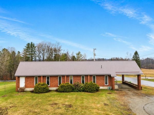 668 Prouty Drive, Derby, VT 05829