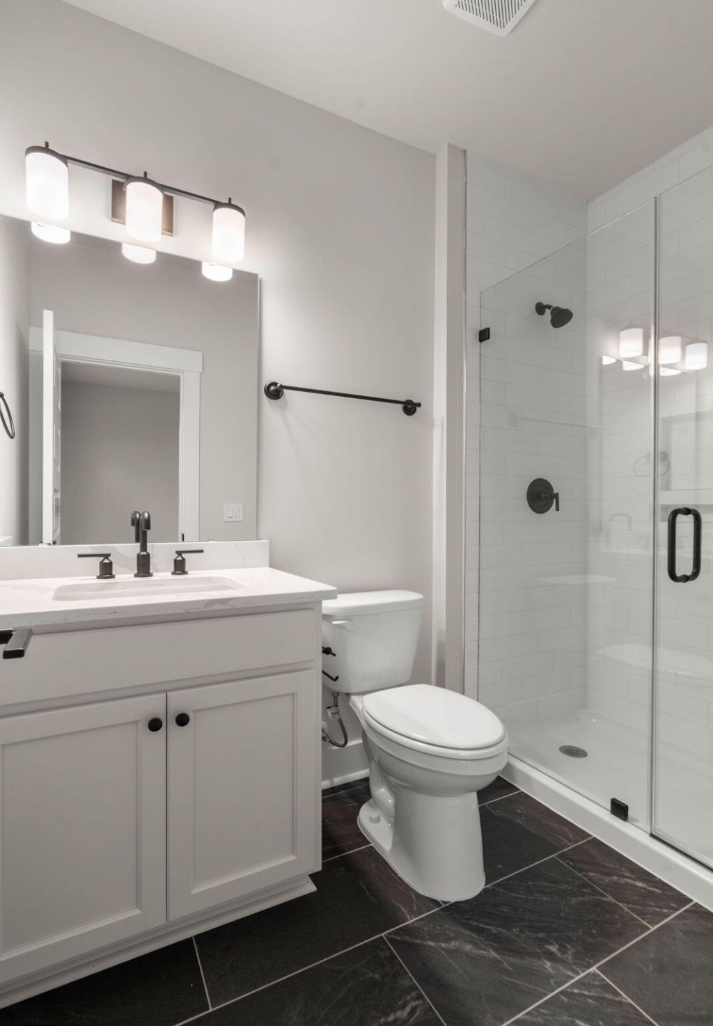 1289 Hamlin Road Photo 45