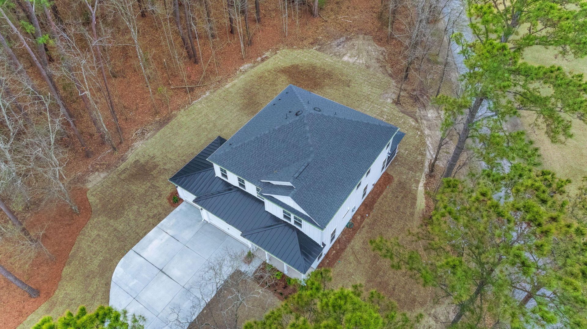 1289 Hamlin Road Photo 52