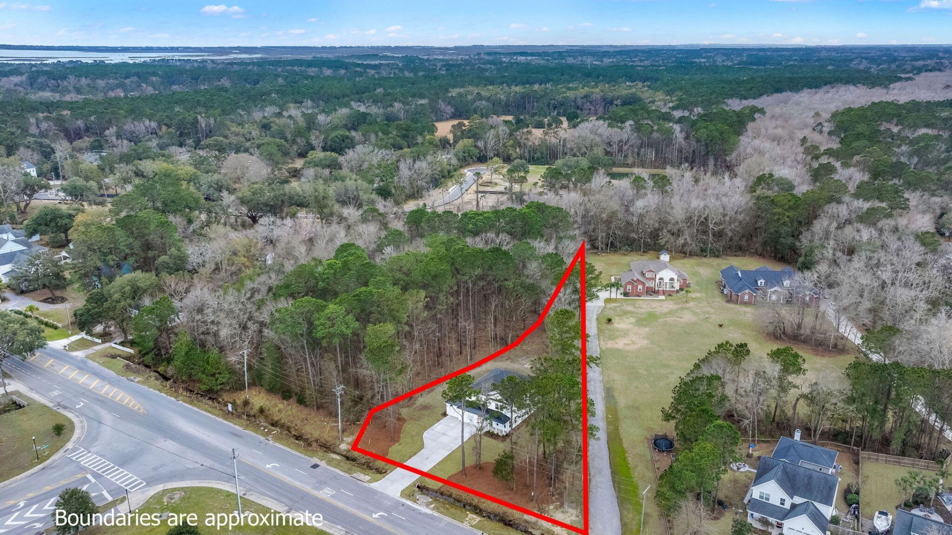 1289 Hamlin Road Photo 53