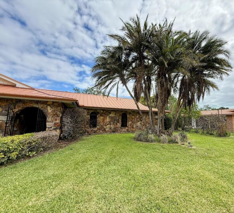 465 SE Naranja Avenue, Port Saint Lucie, FL 34983 Photo