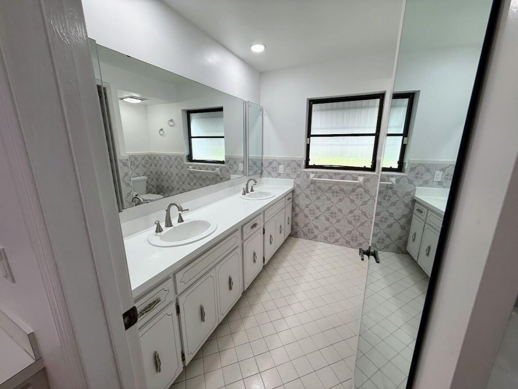 465 SE Naranja Avenue, Port Saint Lucie, FL 34983 Photo