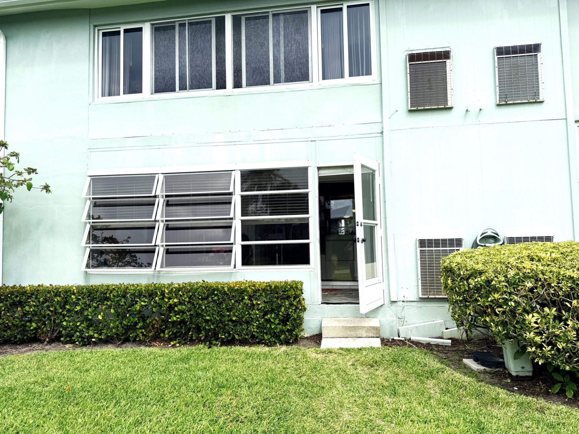 5540 N Ocean Boulevard, Unit 110, Ocean Ridge, FL 33435 Photo