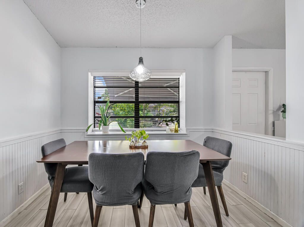 23428 Country Club Drive E, Boca Raton, FL 33428 Photo