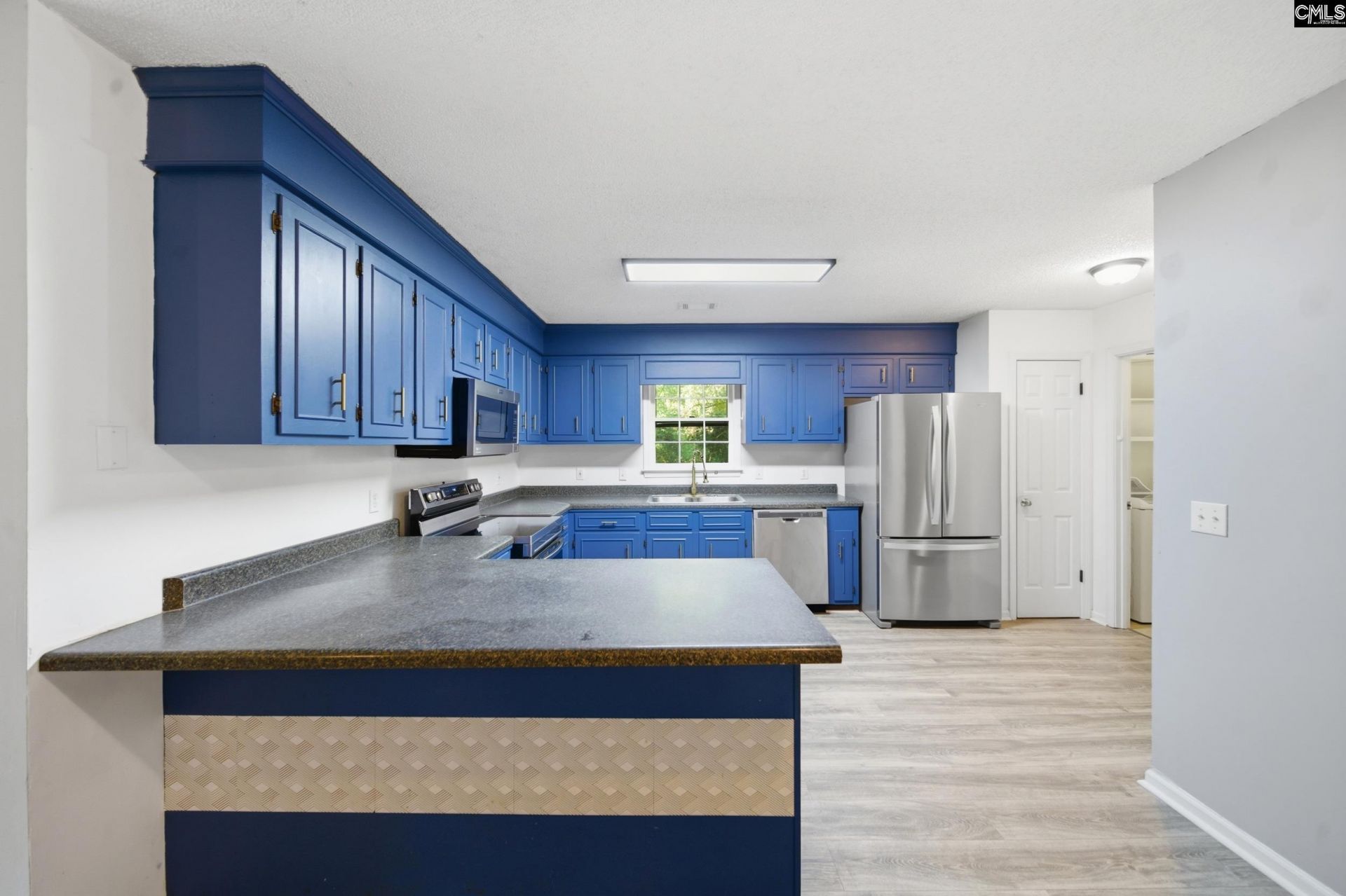 164 Thames Valley Court Photo 7