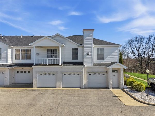 229 Adams Pointe Blvd, Unit 2, Mars, PA 16046