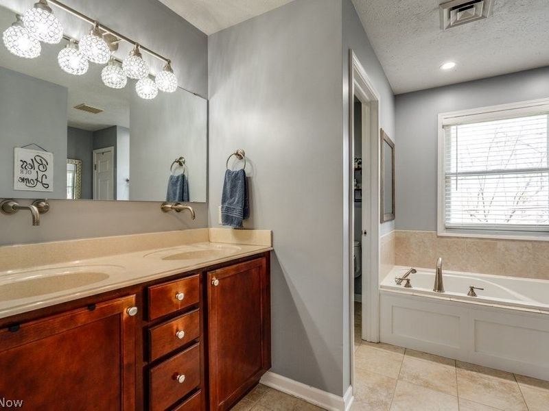 6325 Brecksville Road , Independence, OH 44131 Photo 23