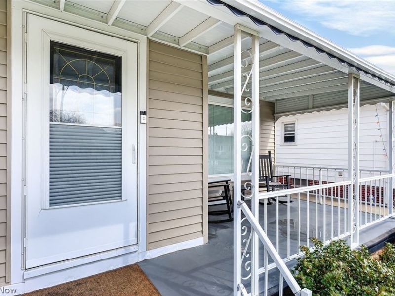 8318 Lanyard Drive, Parma, OH 44129 Photo 3