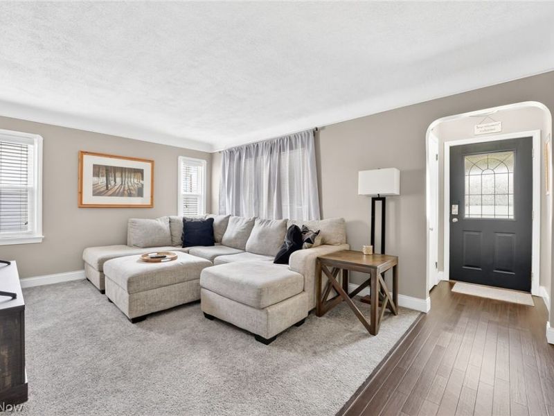 8318 Lanyard Drive, Parma, OH 44129 Photo 4