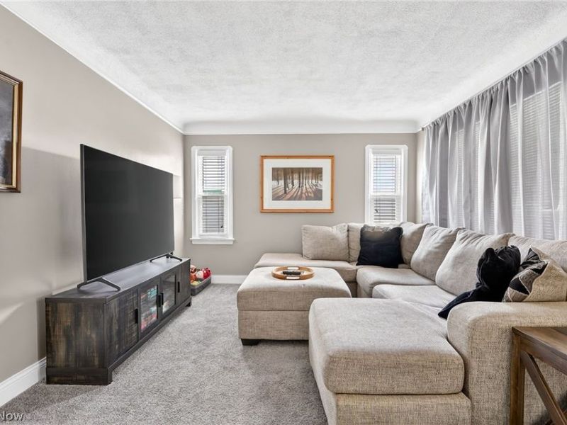 8318 Lanyard Drive, Parma, OH 44129 Photo 5