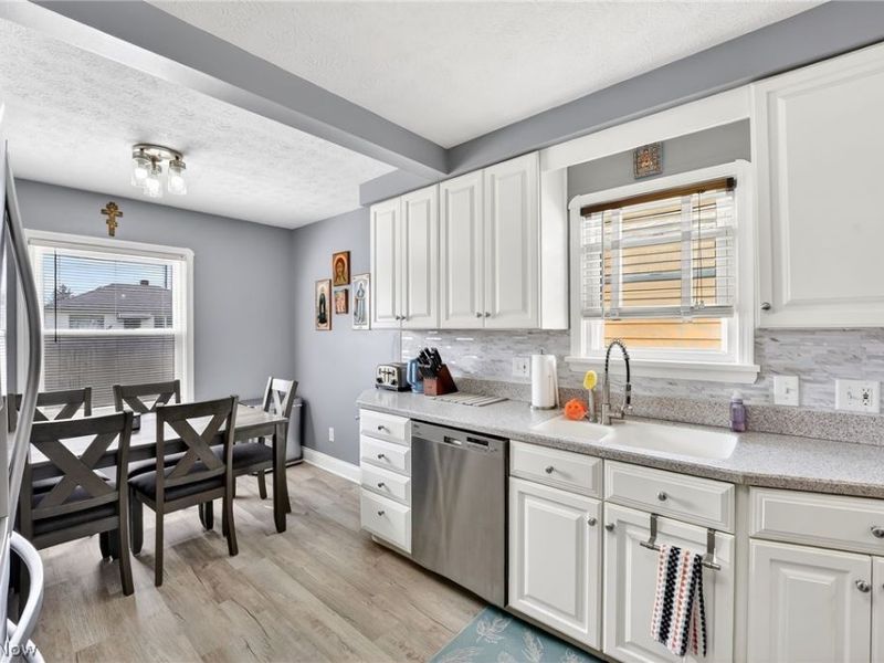 8318 Lanyard Drive, Parma, OH 44129 Photo 8