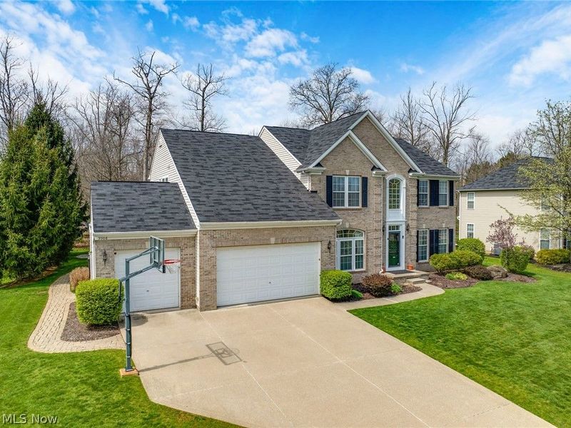 9308 Ashcroft Lane, Twinsburg, OH 44087 Photo 2