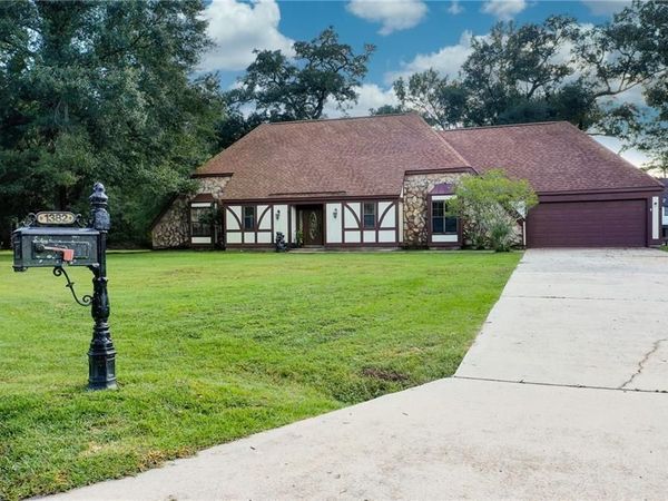 1382 BRISTOL Court, Slidell, LA 70460