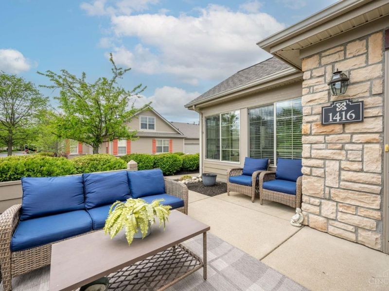 1416 Cotswold Lane, Hamilton, OH 45013 Photo 2