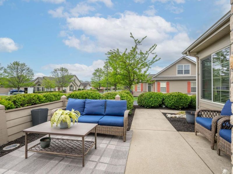 1416 Cotswold Lane, Hamilton, OH 45013 Photo 3