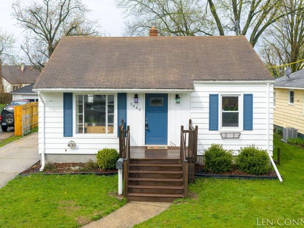 2645 Avon Avenue SW, Wyoming, MI 49519